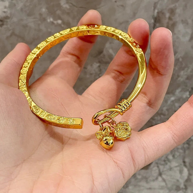 Alluvial Gold Bell Bangle Bracelet Luxury Fashion Accessories Charm Amulet Designer Sand Gold Talismans Gifts for Women